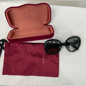 Gucci Sunglasses,‎ Double G Logo, Oversize, Classic.